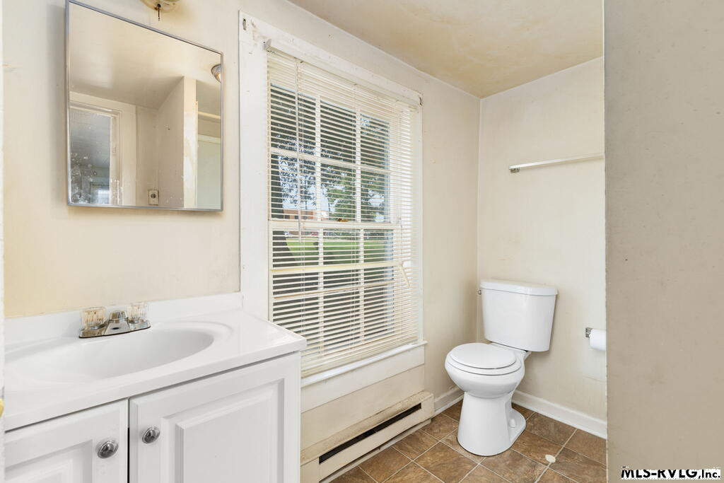 Residential/Vacation at 211 N. Mecklenburg Ave., South Hill VA 23970, photo 12 of 35
