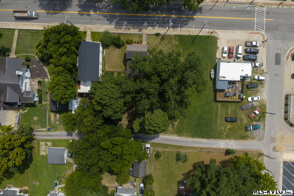 Residential/Vacation at 211 N. Mecklenburg Ave., South Hill VA 23970, photo 28 of 35