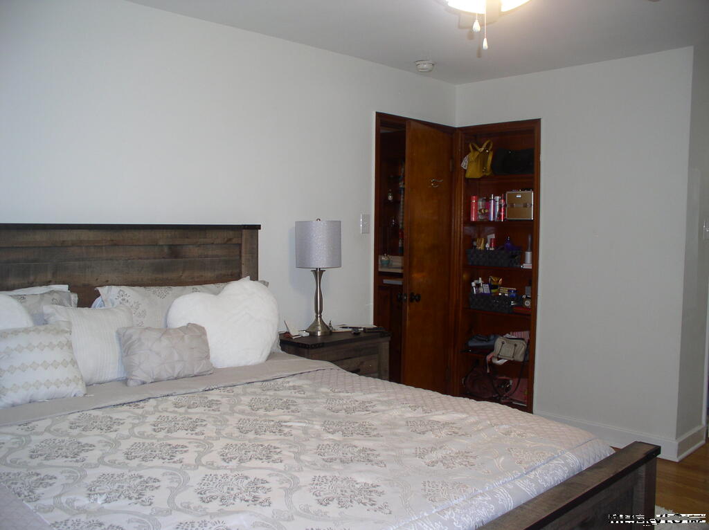 Residential/Vacation at 229 Perry Street, Henderson NC 27536, photo 15 of 39