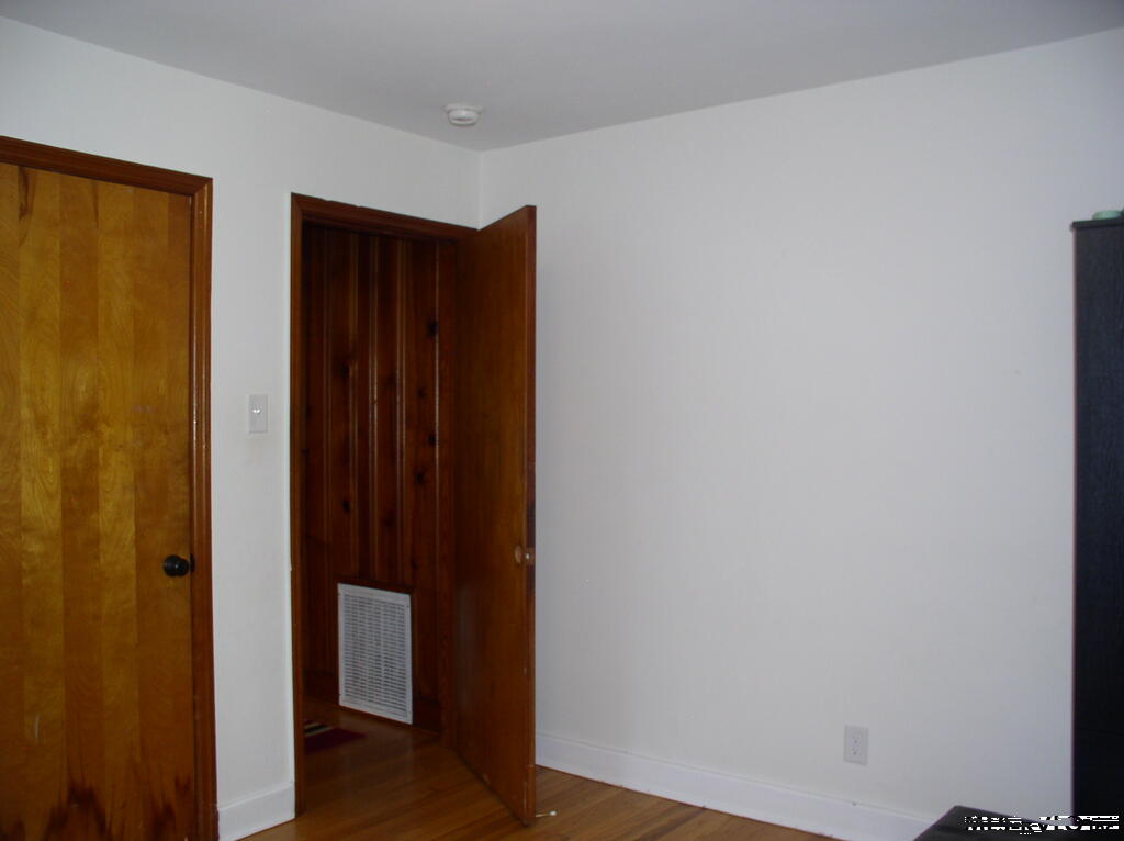Residential/Vacation at 229 Perry Street, Henderson NC 27536, photo 25 of 39
