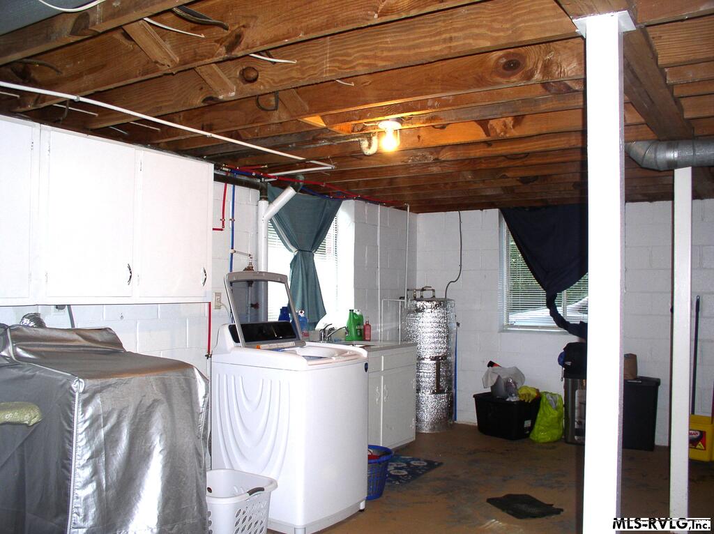 Residential/Vacation at 229 Perry Street, Henderson NC 27536, photo 26 of 39