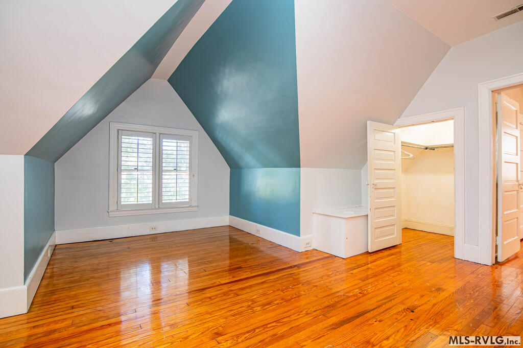 Upstairs Bedroom - 425 Roanoke Ave, Roanoke Rapids NC 27870