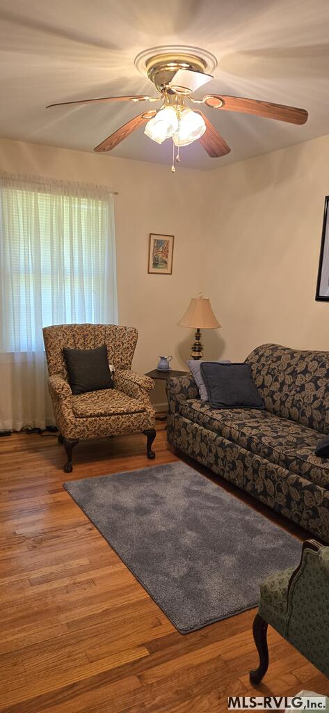 Residential/Vacation at 127 Poplar St, Roanoke Rapids NC 27870, photo 10 of 27