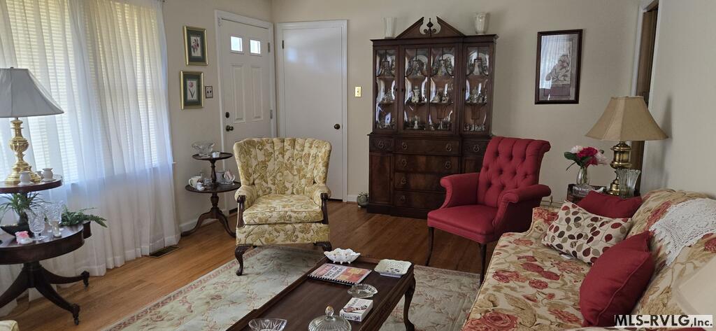 Residential/Vacation at 127 Poplar St, Roanoke Rapids NC 27870, photo 8 of 27