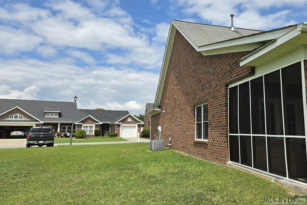 Townhouse/Condo at 115 Savannah Circle N, Roanoke Rapids NC 27870, photo 20 of 21