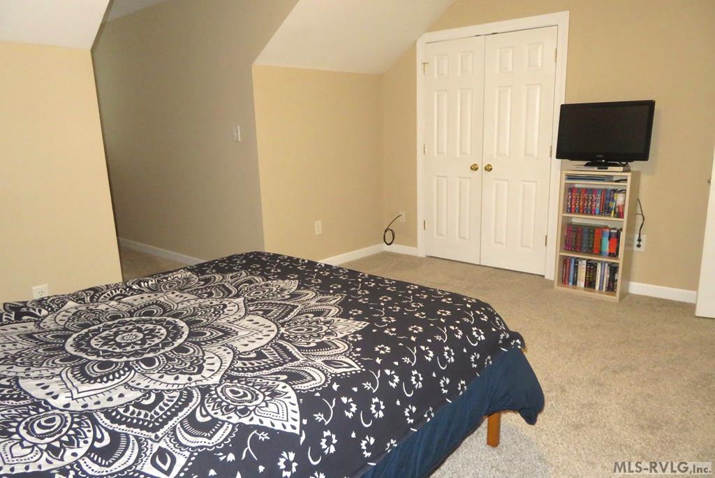 Townhouse/Condo at 118 Savannah Circle, Roanoke Rapids NC 27870, photo 27 of 45