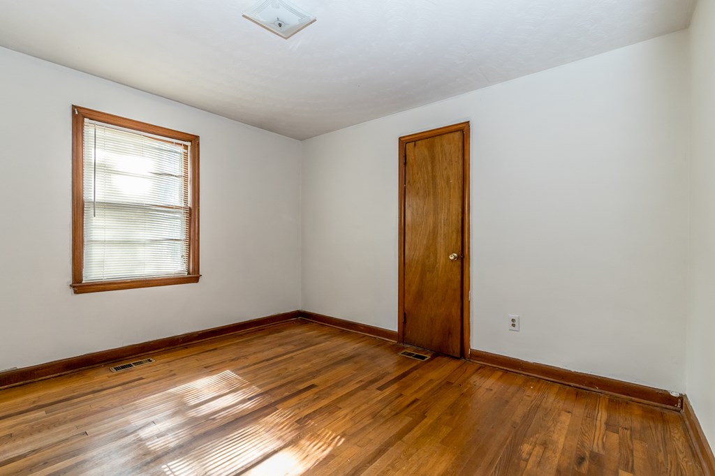 Bedroom - 2637 Hwy 48, Roanoke Rapids NC 27870