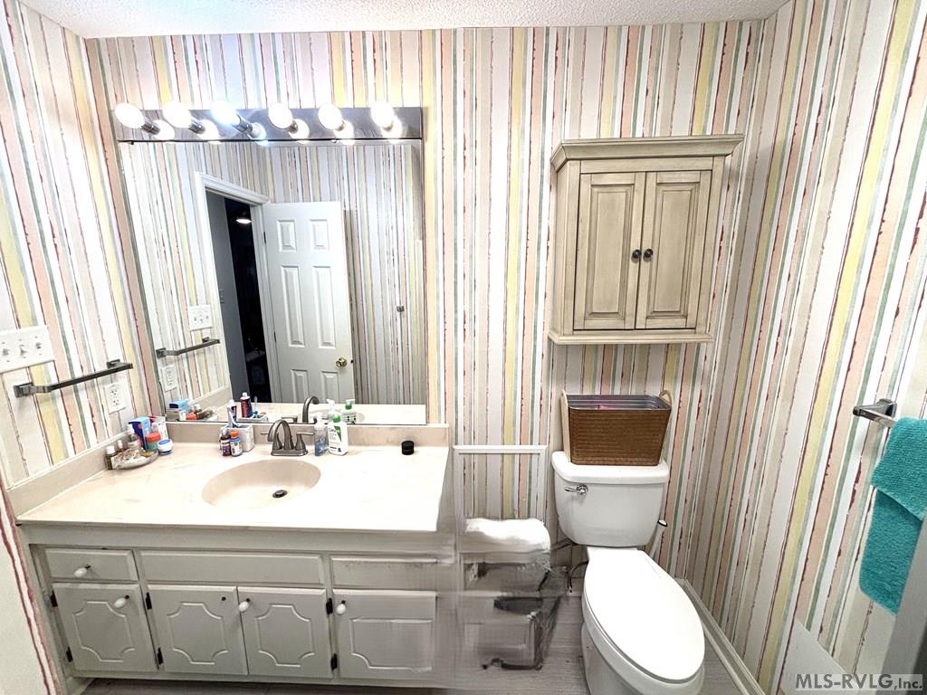 Townhouse/Condo at 604 Becker Colony Drive, Roanoke Rapids NC 27870, photo 23 of 42