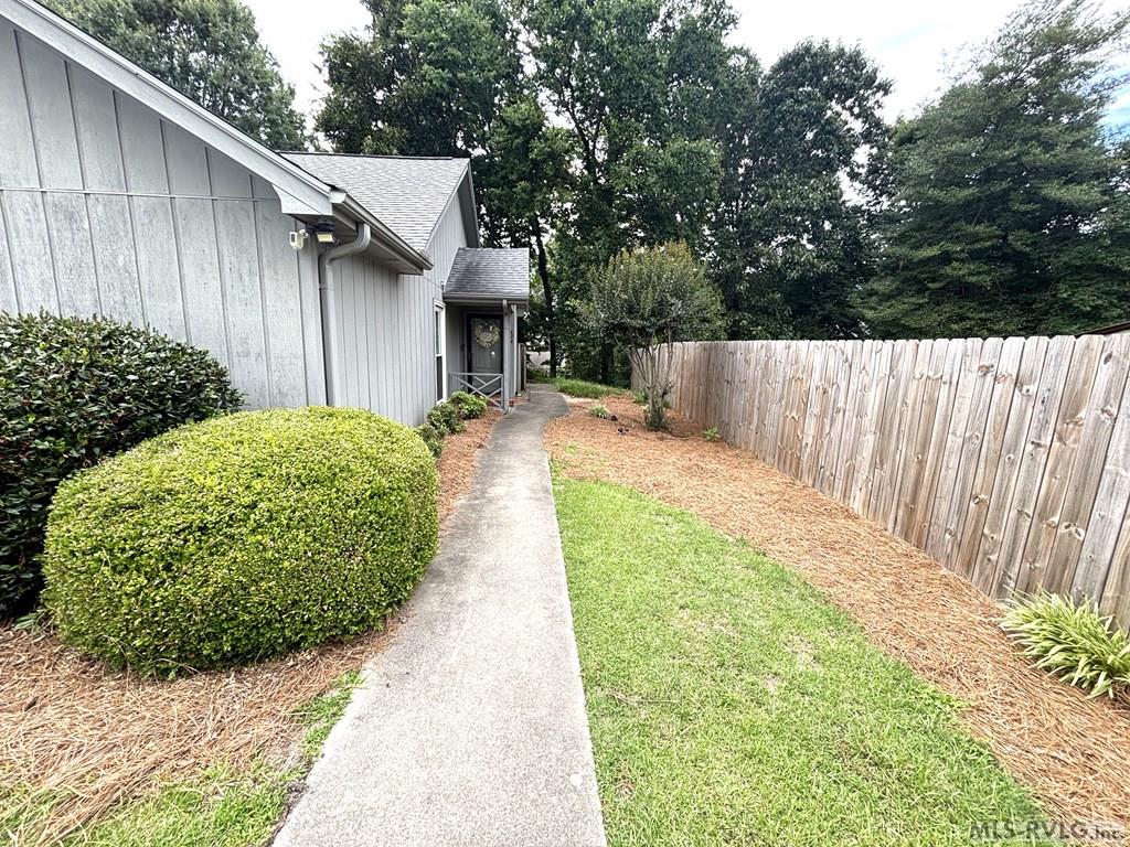 Townhouse/Condo at 604 Becker Colony Drive, Roanoke Rapids NC 27870, photo 35 of 42