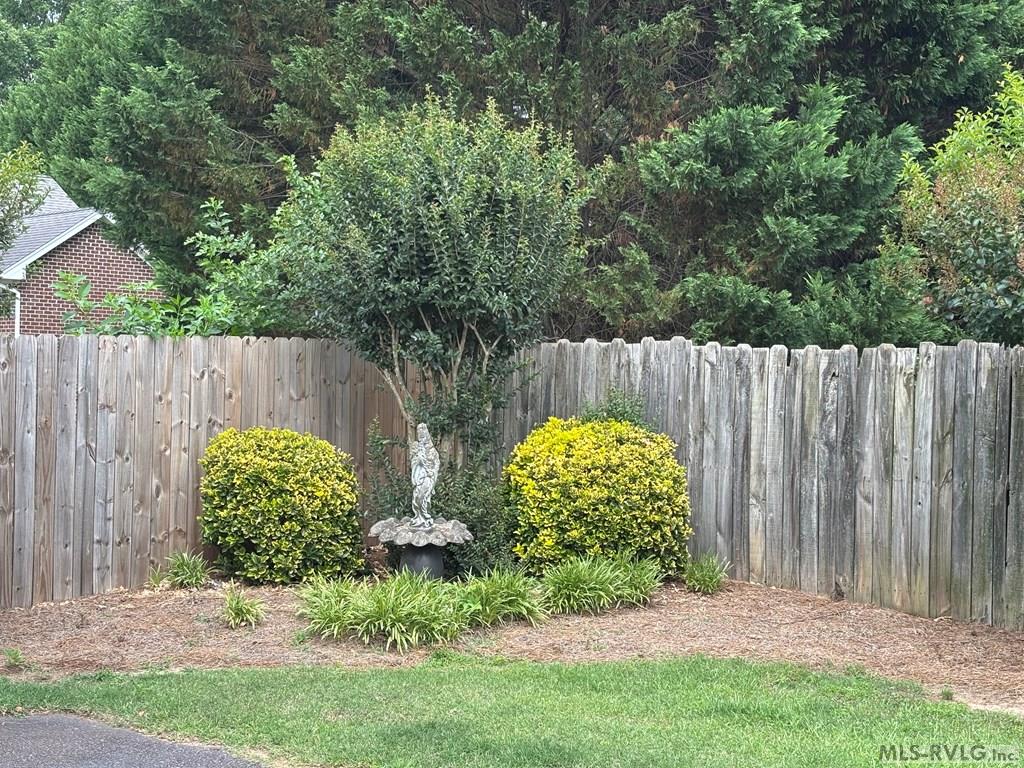 Townhouse/Condo at 604 Becker Colony Drive, Roanoke Rapids NC 27870, photo 39 of 42