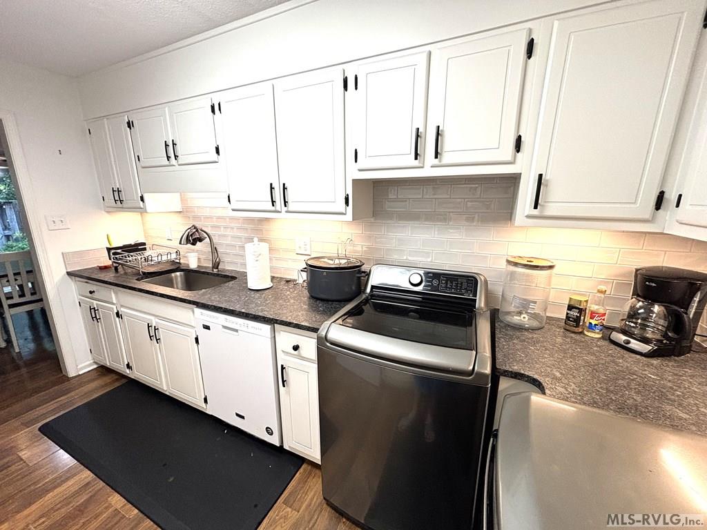 Townhouse/Condo at 604 Becker Colony Drive, Roanoke Rapids NC 27870, photo 4 of 42