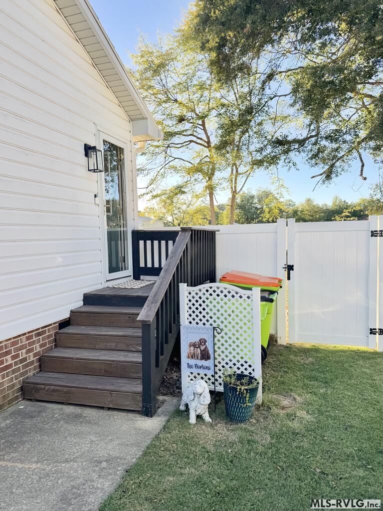 Residential/Vacation at 106 Robinson Drive, Roanoke Rapids NC 27870, photo 12 of 13