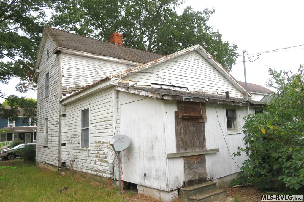 Multi Family at 1032-34 Vance Street, Roanoke Rapids NC 27870, photo 5 of 19