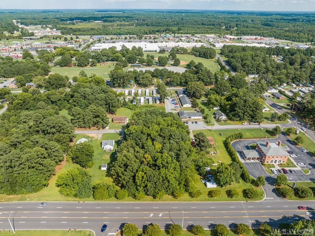 Commercial at 317 Summitt Ave (old Farm Rd), Roanoke Rapids NC 27870, photo 13 of 35