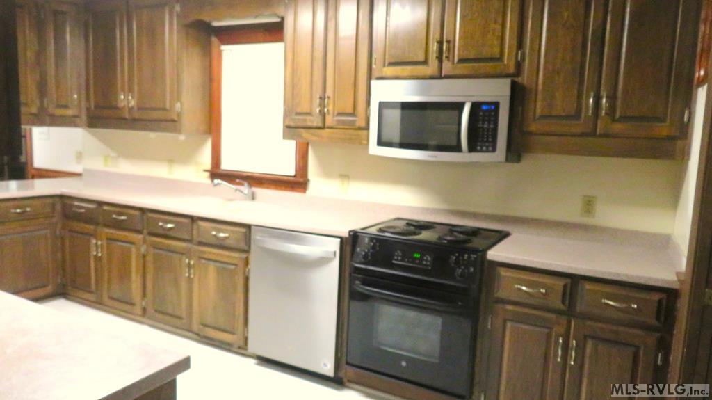 Residential/Vacation at 900 W. 3rd Street, Roanoke Rapids NC 27870, photo 11 of 51