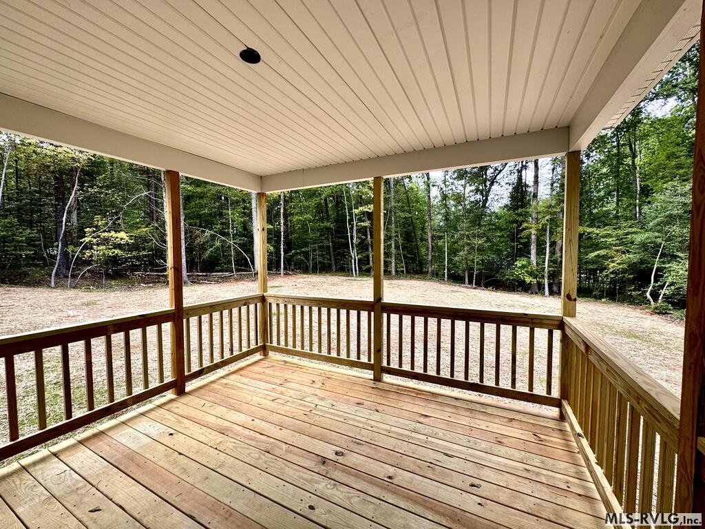 Residential/Vacation at 49 Oakwood Ct., Bracey VA 23919, photo 15 of 36