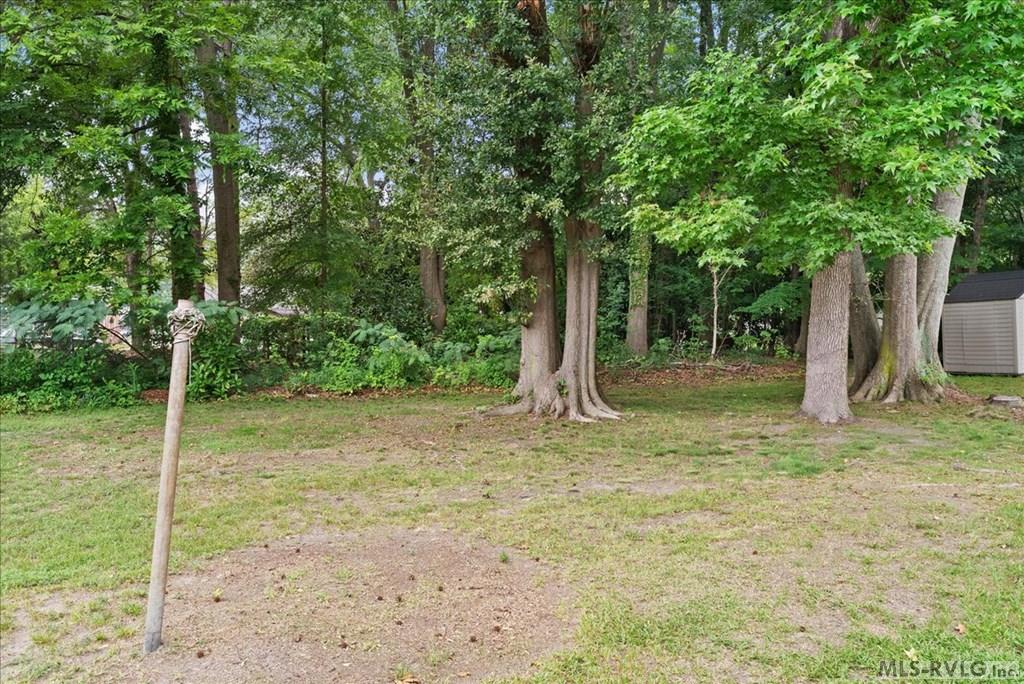 Residential/Vacation at 426 Mitchell Street, Henderson NC 27536, photo 6 of 26