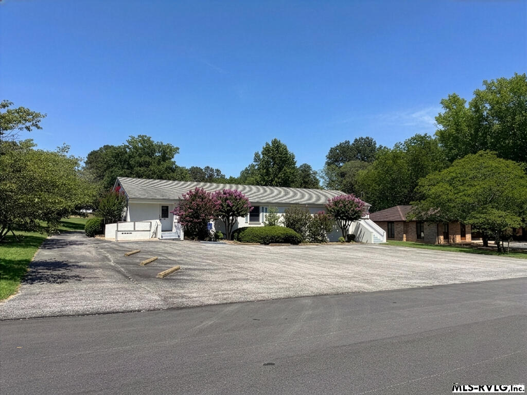 420 Durant St, South Hill VA 23970