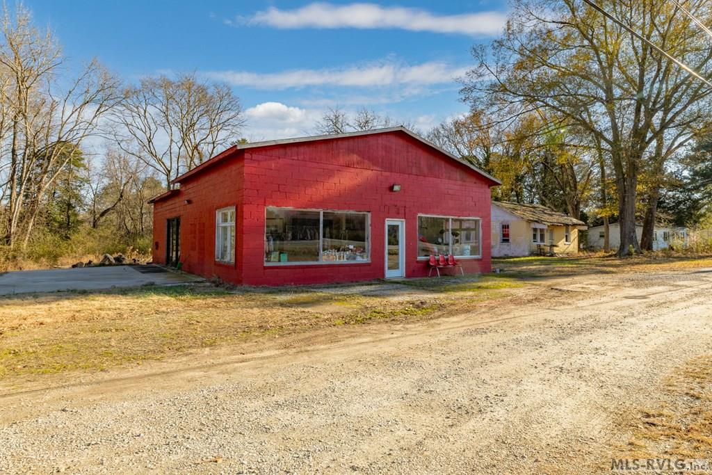 Commercial at 9406 Highway One, South Hill VA 23970, photo 6 of 22