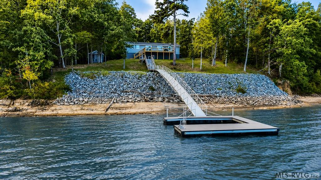 Rip Raped shore Line - 216 Lakeside Dr., Buffalo Junction VA 24529