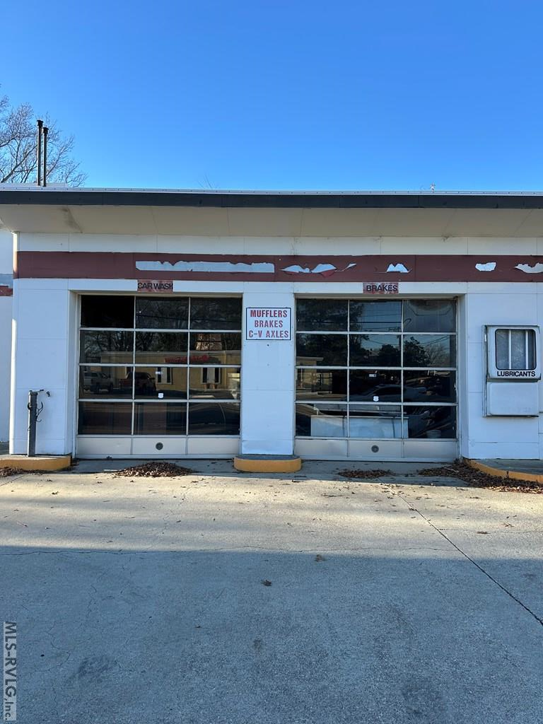 Commercial at 100 Academy St S, Ahoskie NC 27910, photo 11 of 18