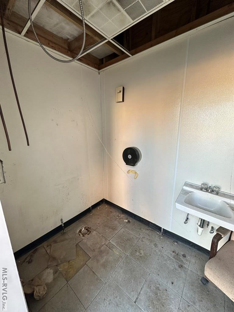 Commercial at 100 Academy St S, Ahoskie NC 27910, photo 17 of 18