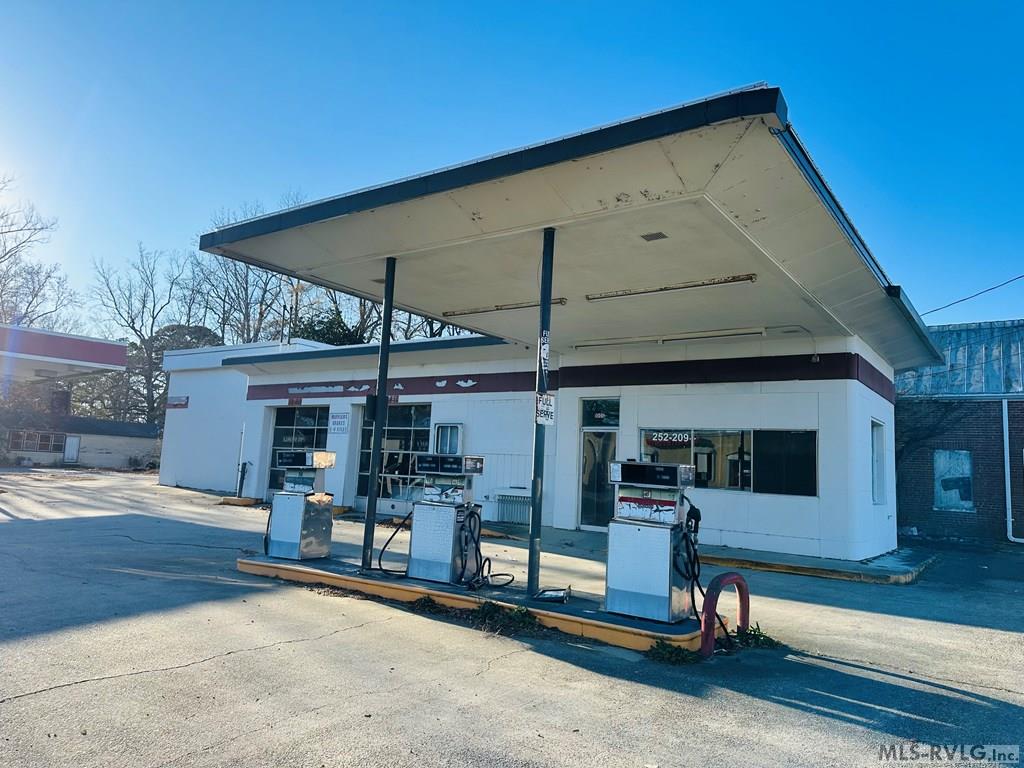 Commercial at 100 Academy St S, Ahoskie NC 27910, photo 5 of 18
