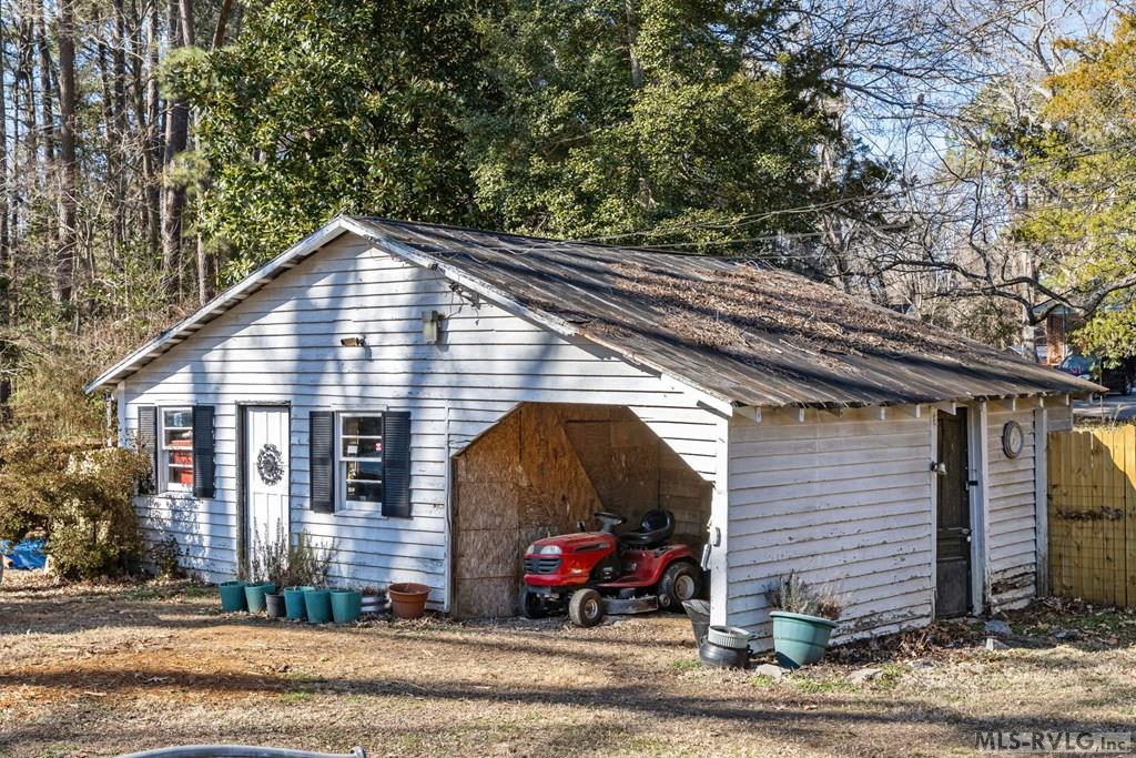 Residential/Vacation at 328 Mosby Ave, Littleton NC 27850, photo 37 of 48