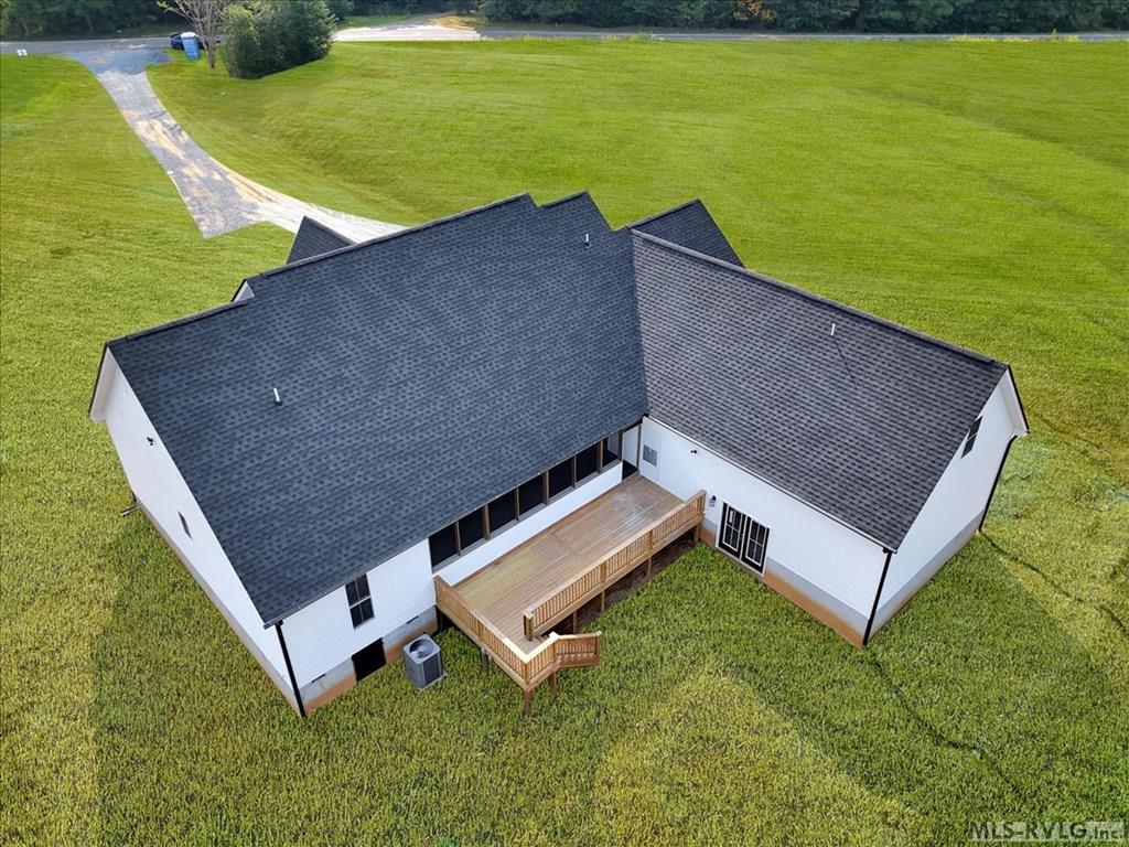 Residential/Vacation at 880 Starboard Drive, Bracey VA 23919, photo 16 of 66