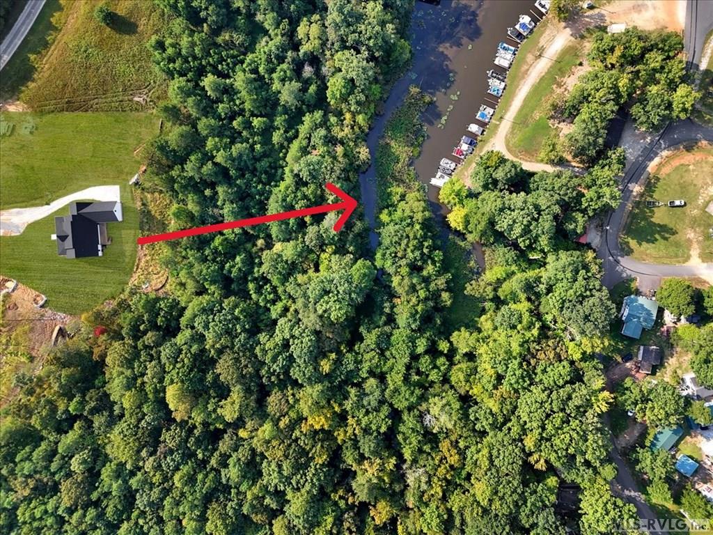 Residential/Vacation at 880 Starboard Drive, Bracey VA 23919, photo 5 of 66