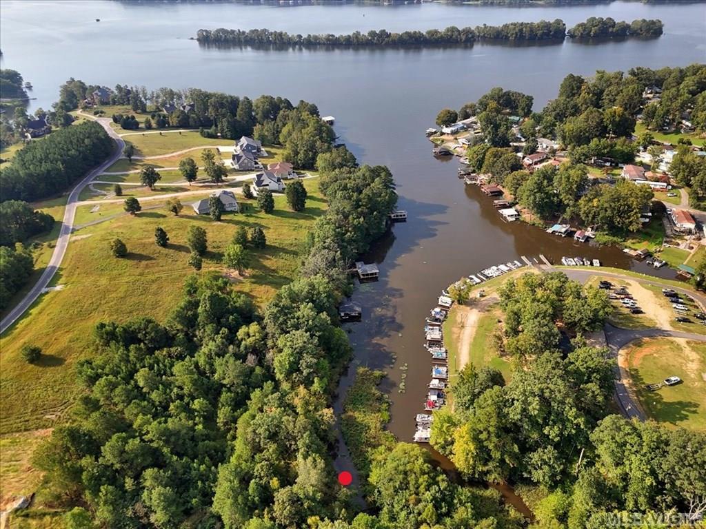 Residential/Vacation at 880 Starboard Drive, Bracey VA 23919, photo 8 of 66