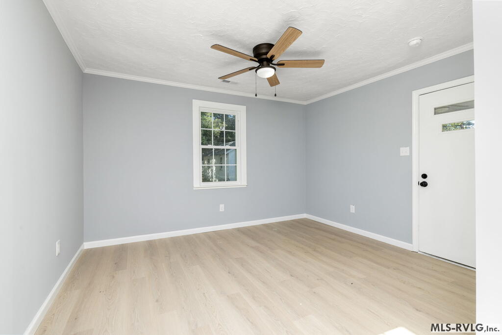 Residential/Vacation at 1037 Charlotte St, Roanoke Rapids NC 27870, photo 16 of 32