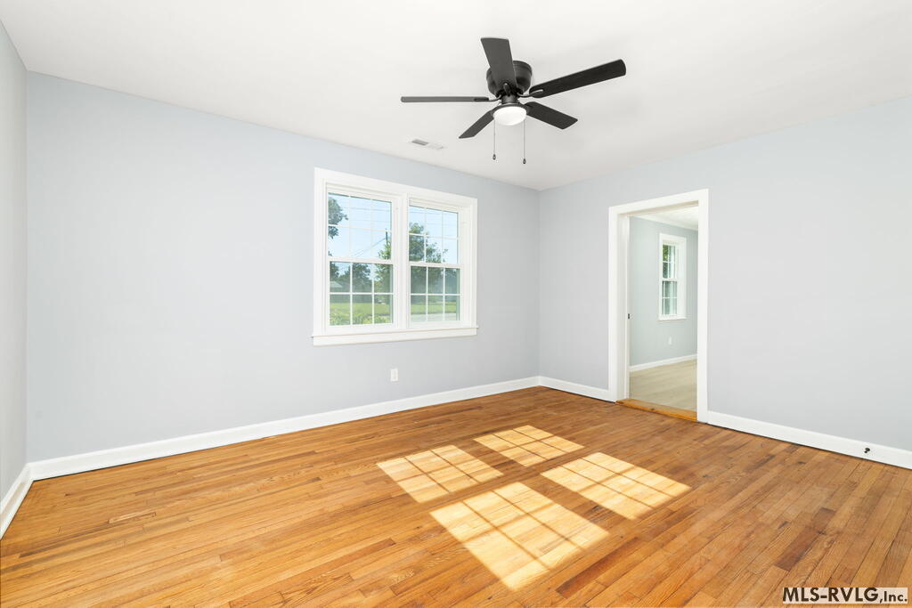 Residential/Vacation at 1037 Charlotte St, Roanoke Rapids NC 27870, photo 19 of 32