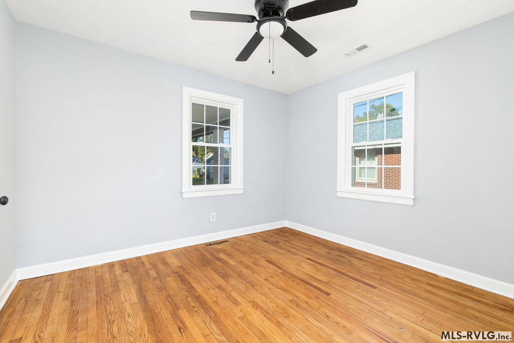Residential/Vacation at 1037 Charlotte St, Roanoke Rapids NC 27870, photo 21 of 32