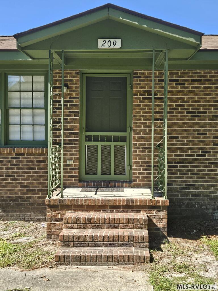 Welcome! - 209 Wheeler St, Roanoke Rapids NC 27870
