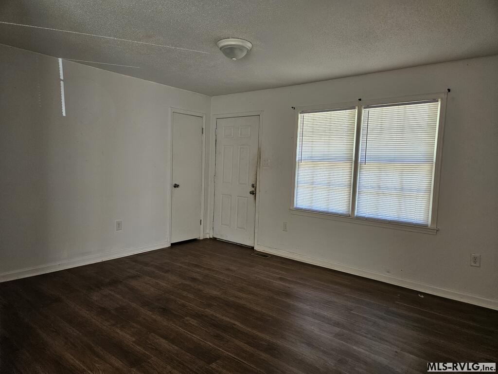 Residential/Vacation at 209 Wheeler St, Roanoke Rapids NC 27870, photo 7 of 18