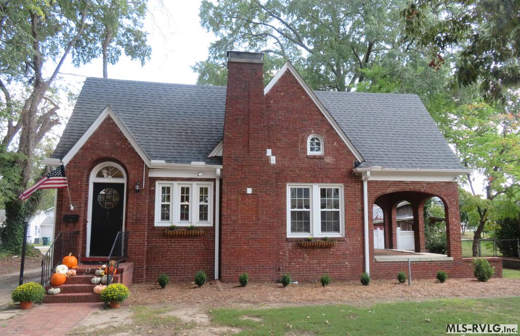 508 Roanoke Avenue, Roanoke Rapids NC 27870