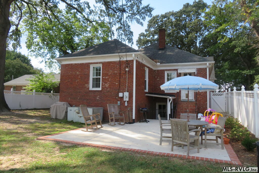 Residential/Vacation at 508 Roanoke Avenue, Roanoke Rapids NC 27870, photo 2 of 41