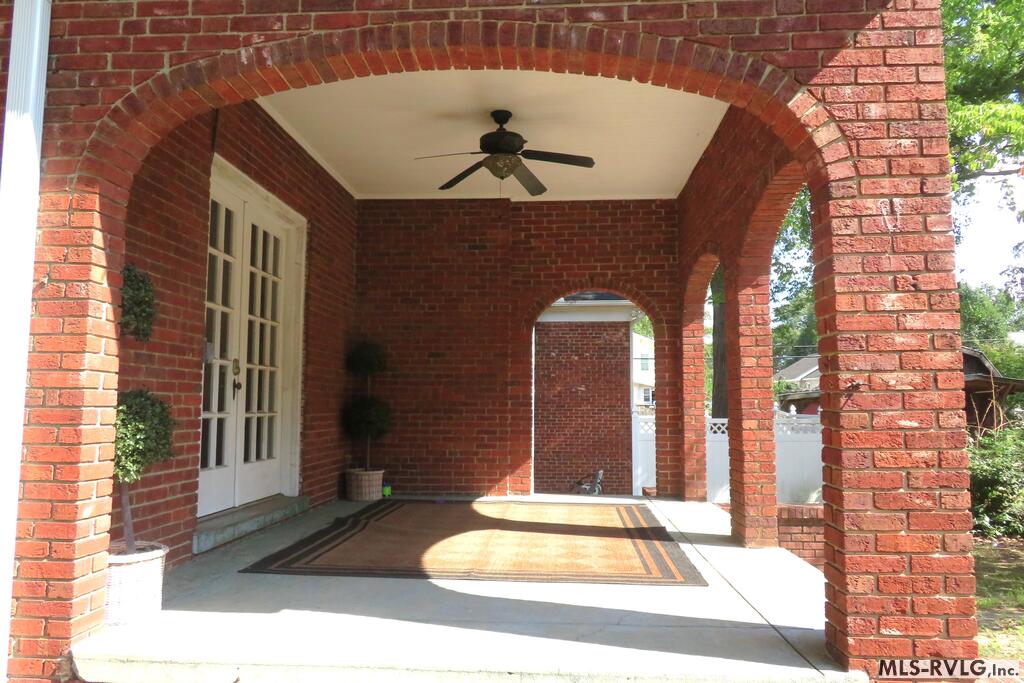 Residential/Vacation at 508 Roanoke Avenue, Roanoke Rapids NC 27870, photo 33 of 41