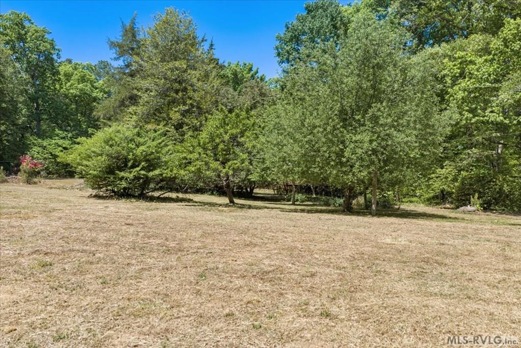 Residential/Vacation at 112 Poplar Creek Road, Bracey VA 23919, photo 9 of 39