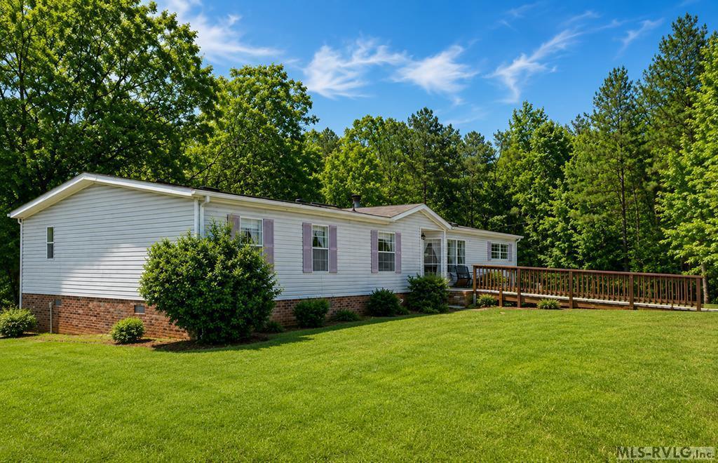 900 Buffalo Creek Road, Buffalo Junction VA 24529