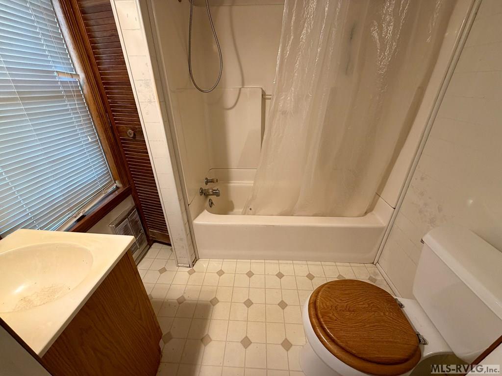 Residential/Vacation at 315 N Marshall Street, Chase City VA 23924, photo 15 of 40
