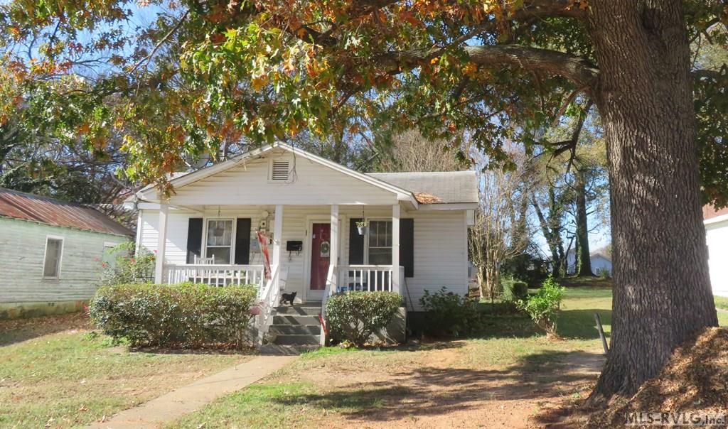 Residential/Vacation at 529 Whitaker, Roanoke Rapids NC 27870, photo 3 of 21