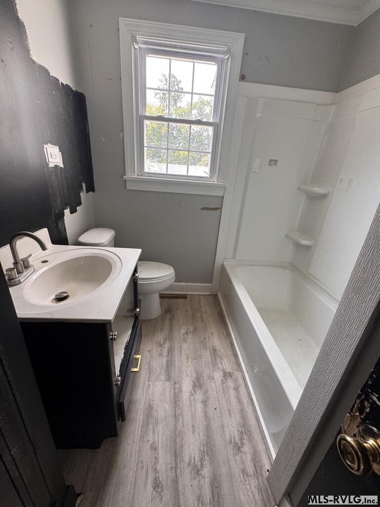 Residential/Vacation at 306 Grove Avenue, Emporia VA 23847, photo 6 of 14