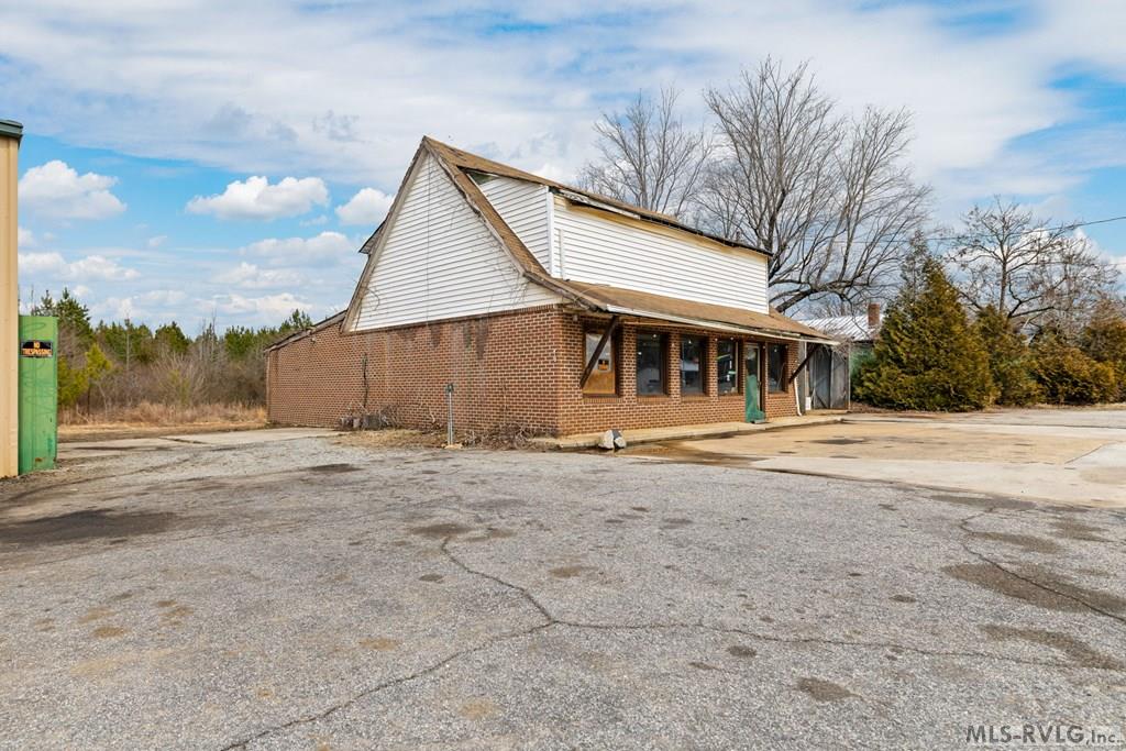 Commercial at 33/47/63 Piney Pond Road, Brodnax VA 23920, photo 13 of 29