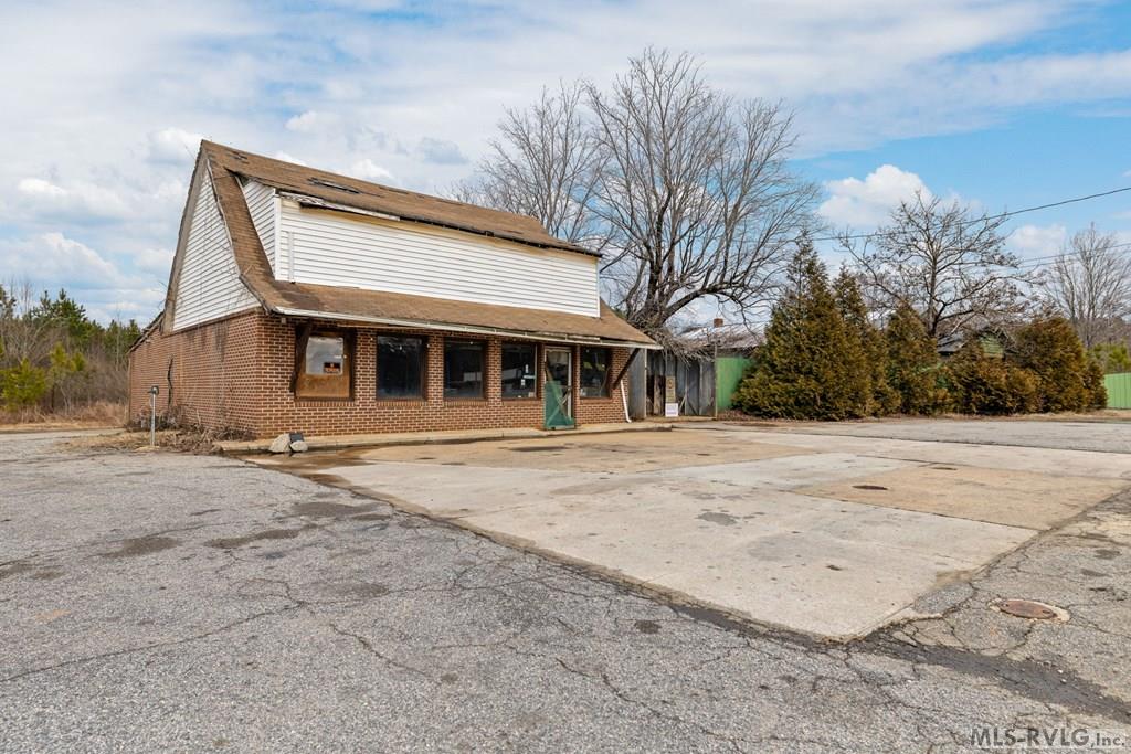 Commercial at 33/47/63 Piney Pond Road, Brodnax VA 23920, photo 14 of 29