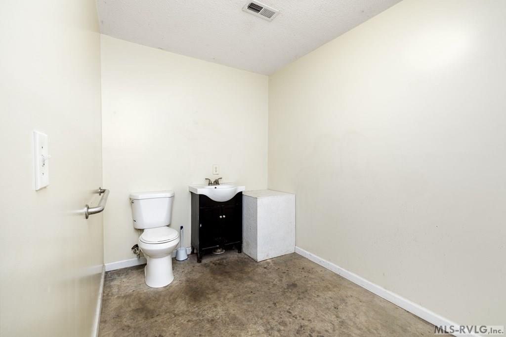 Commercial at 33/47/63 Piney Pond Road, Brodnax VA 23920, photo 5 of 29