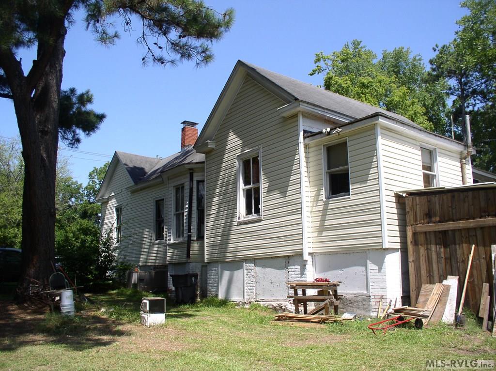 Residential/Vacation at 332 Rowland Street, Henderson NC 27536, photo 27 of 33