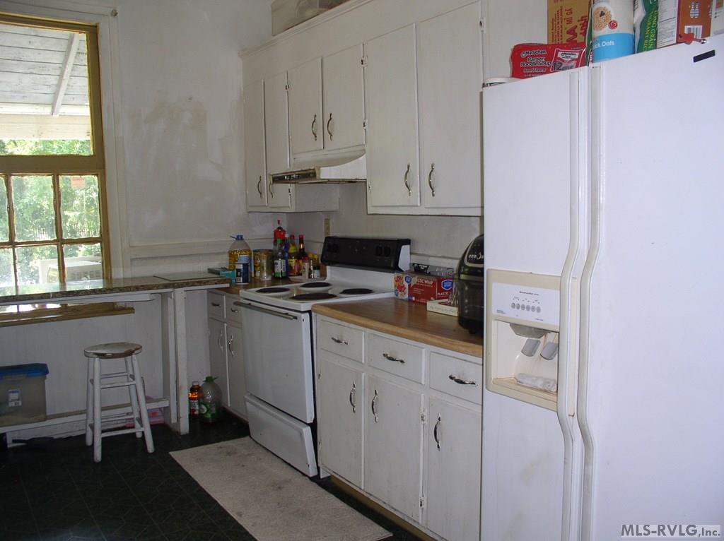 Residential/Vacation at 332 Rowland Street, Henderson NC 27536, photo 3 of 33