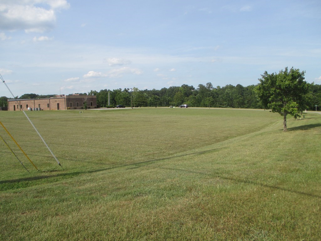 Commercial at 7 Highway 125, Roanoke Rapids NC 27870, photo 3 of 4